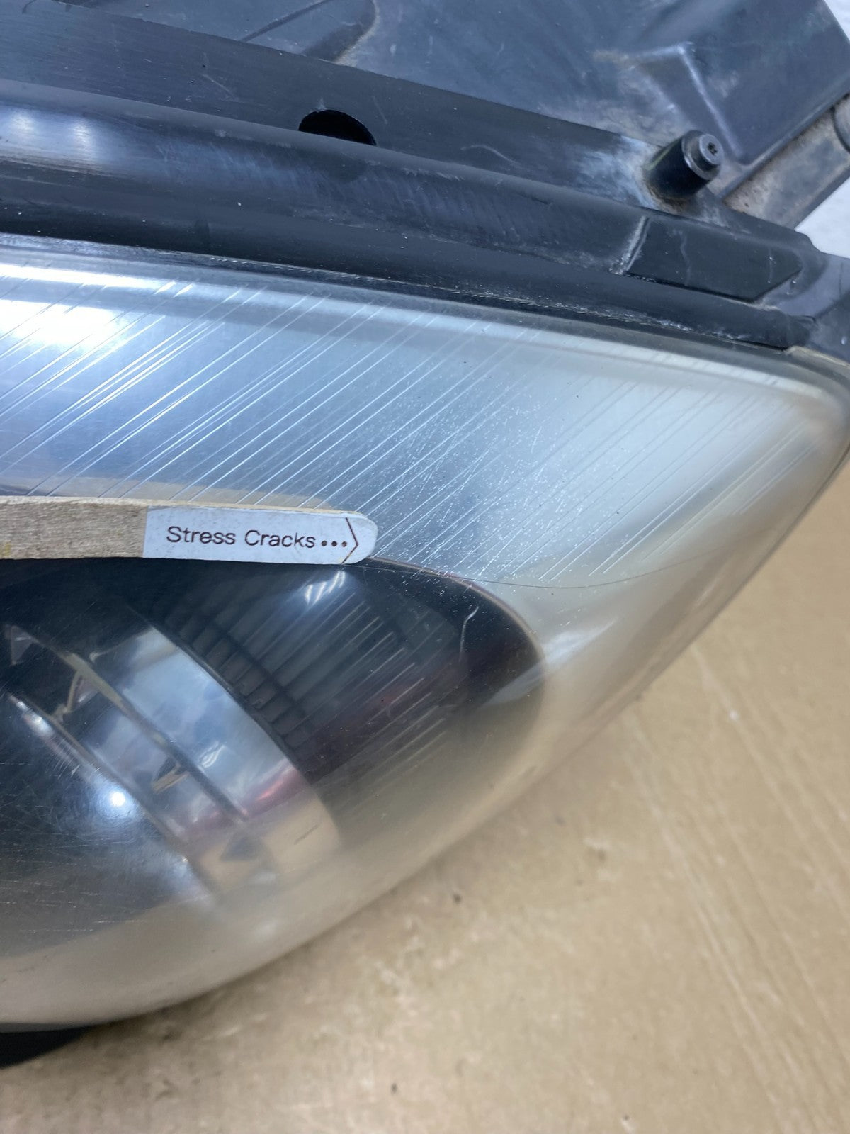 2007 to 2012 Gmc Acadia Halogen Headlight Left Driver LH Side AG0531 DW4