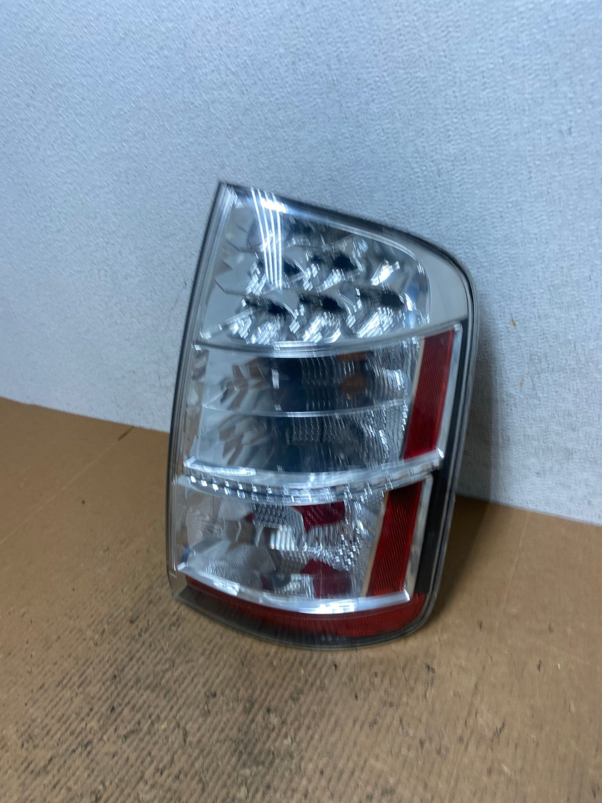 2006 to 2009 Toyota Prius Tail Light Right Passenger Side AE1584 LK1