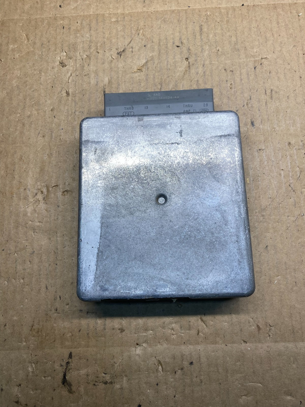 2004 Ford Van E250 E350 5.4L Engine Control Module Unit ECU ag7341 DG0