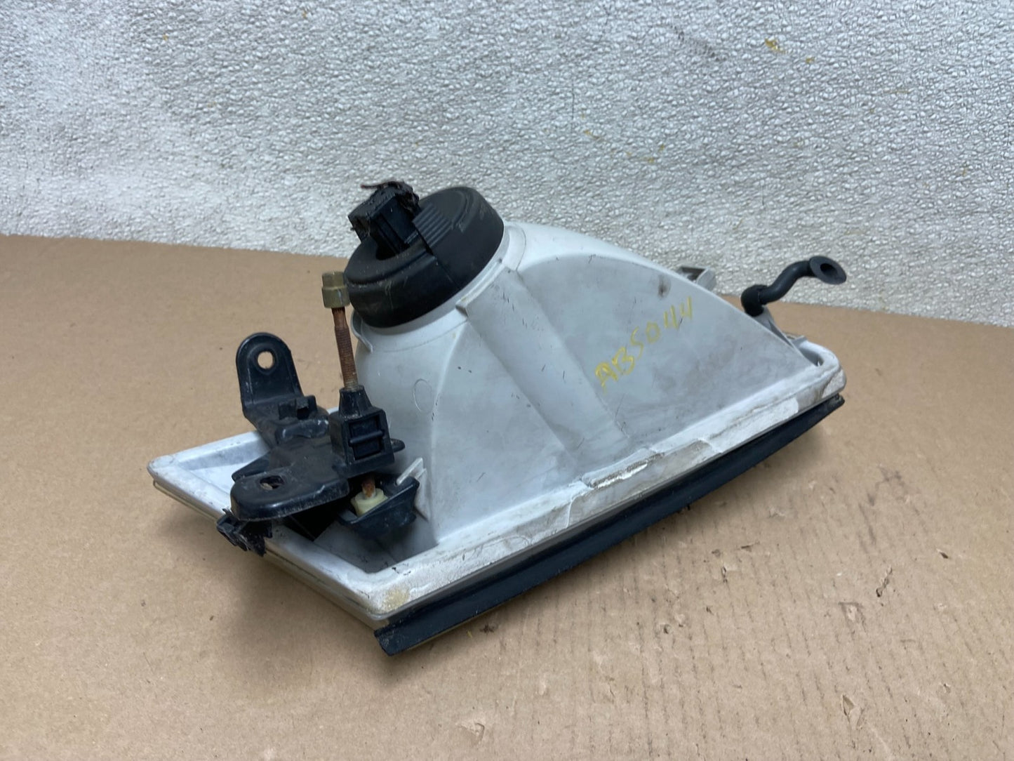 1997 1998 1999 Toyota Camry Left Driver Side Halogen Headlight Oem AB5044 DW6