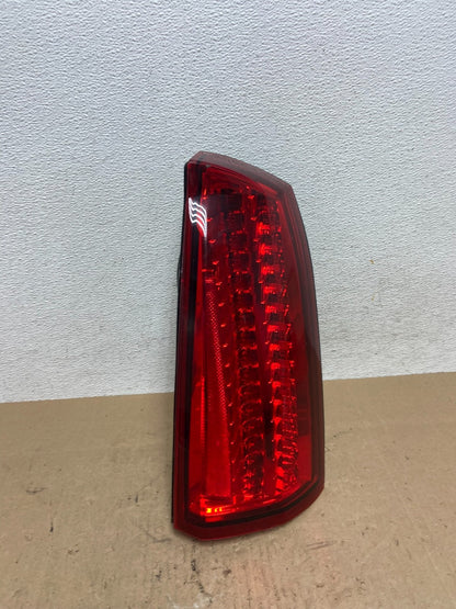 2008 - 2011 Cadillac STS Right Passenger RH Side Tail Light AE6489 DW2