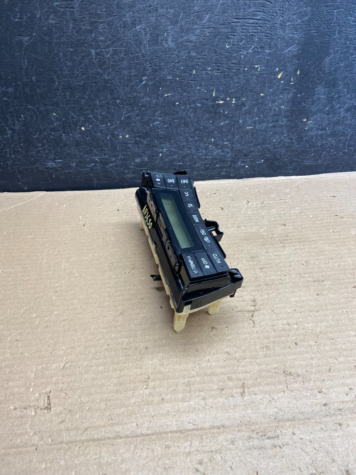 2010 to 2015 Toyota Prius A/C Heater Climate Control Unit Switch ah3650 DG1