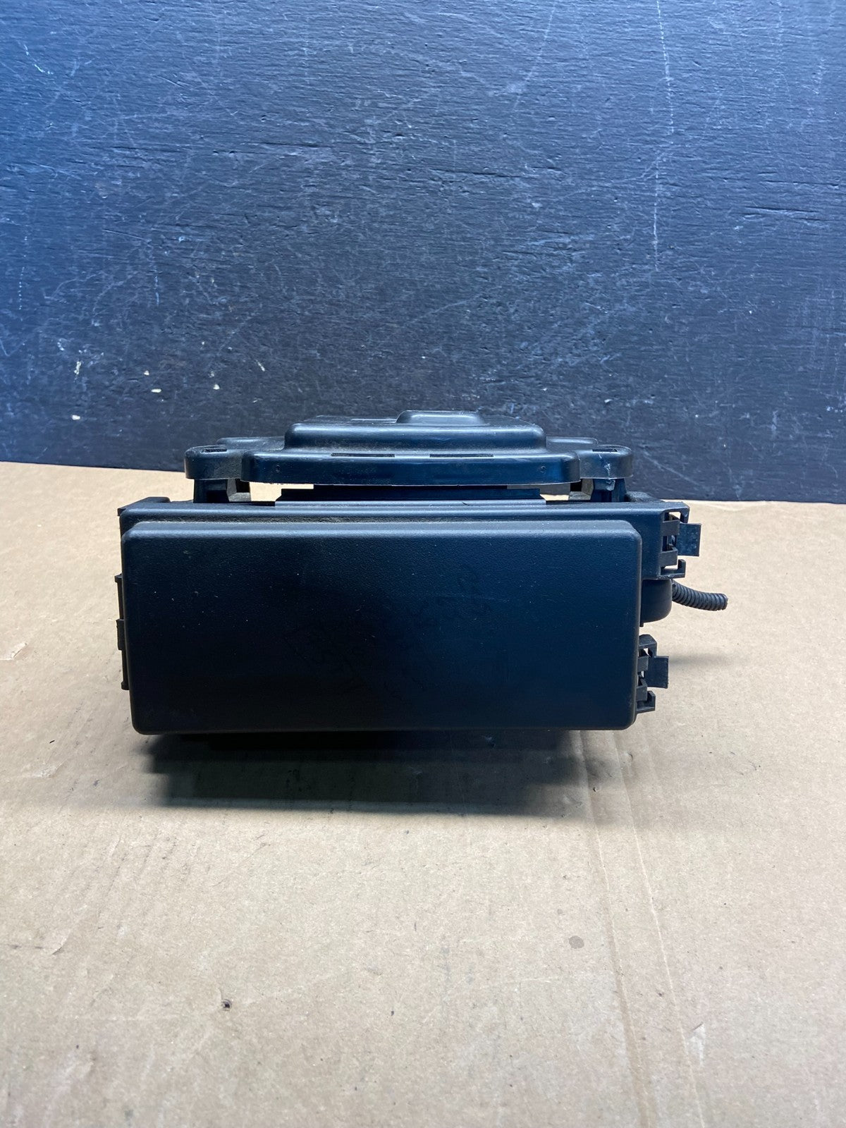 2005 Jeep Grand Cherokee Integrated Power Fuse Box Relay AG1591 DW5