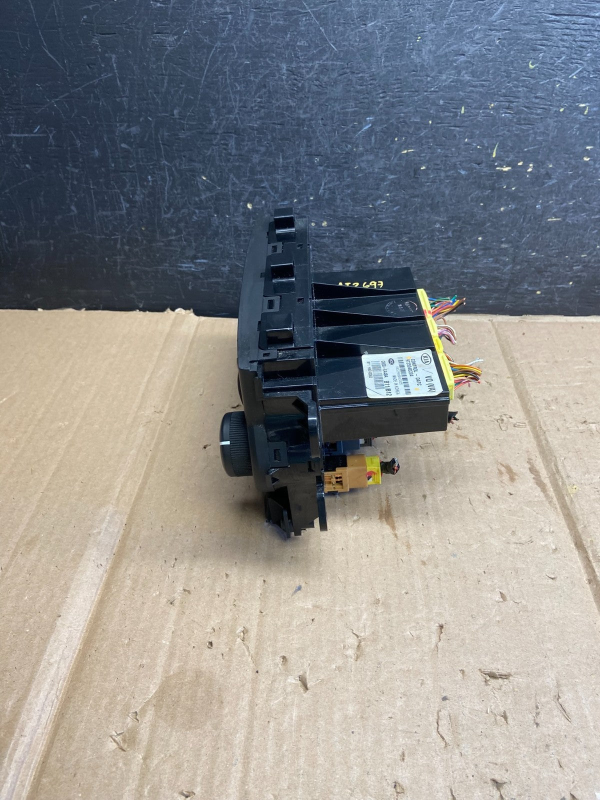 2006 - 2012 Kia Sedona AC Temperature Climate Control Switch AI2697 DG2
