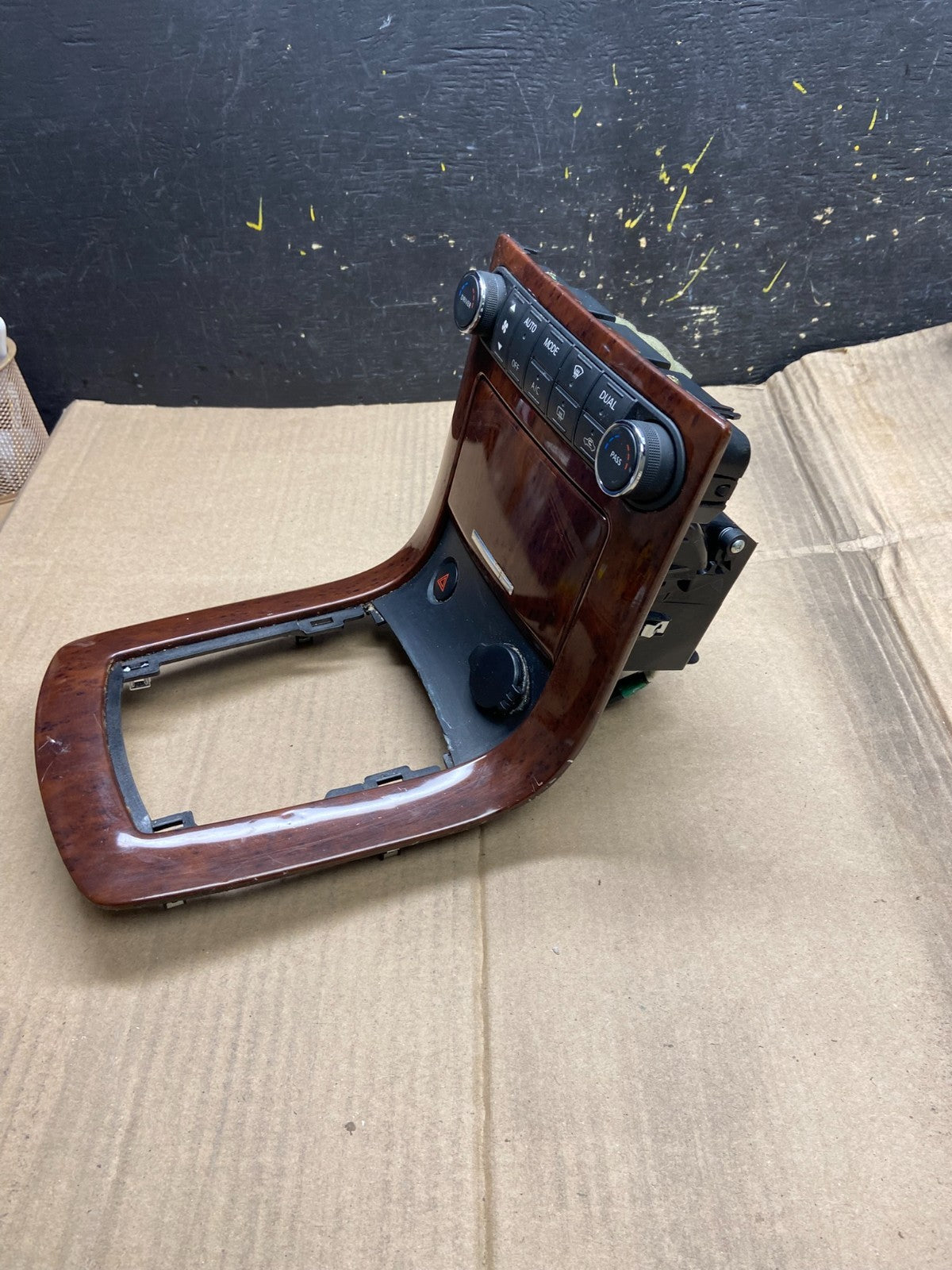 2007 2008 Nissan Maxima Climate Control Shifter Floor Bezel Trim OEM X1661 DG3