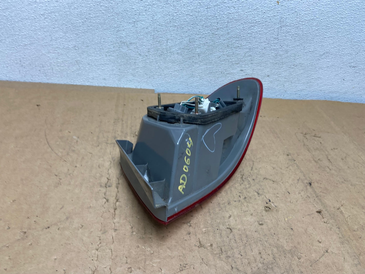 1998 1999 2000 Toyota Corolla Left Driver Lh Side Tail light AD0604 LK4
