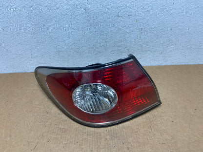 2002 to 2004 Lexus ES300 ES330 Left Driver Side Tail Light AD4710 LK0