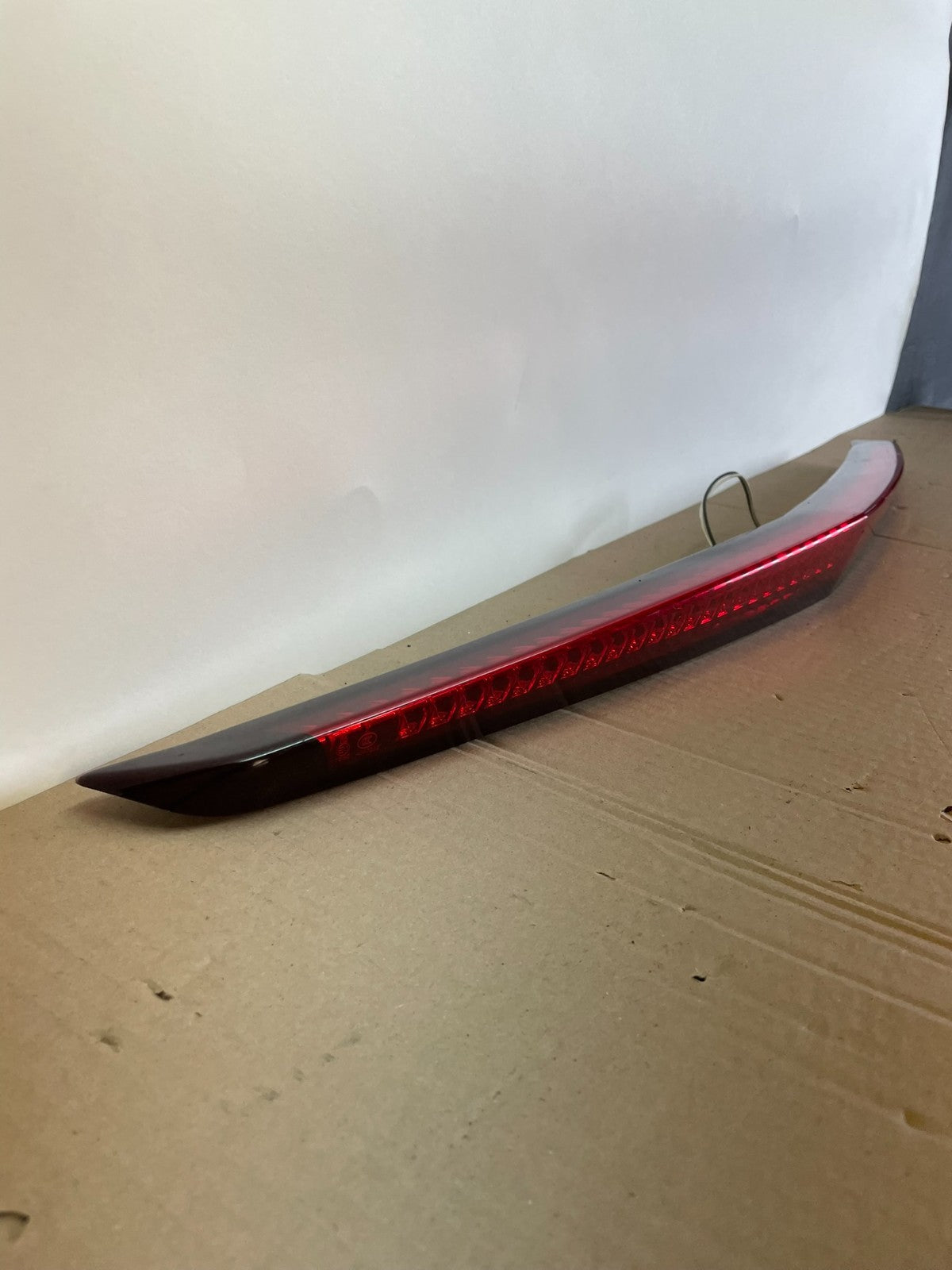 2008-2013 Cadillac Cts Sedan Trunk Lid 3rd Third Brake Tail Light ag7719 DG2