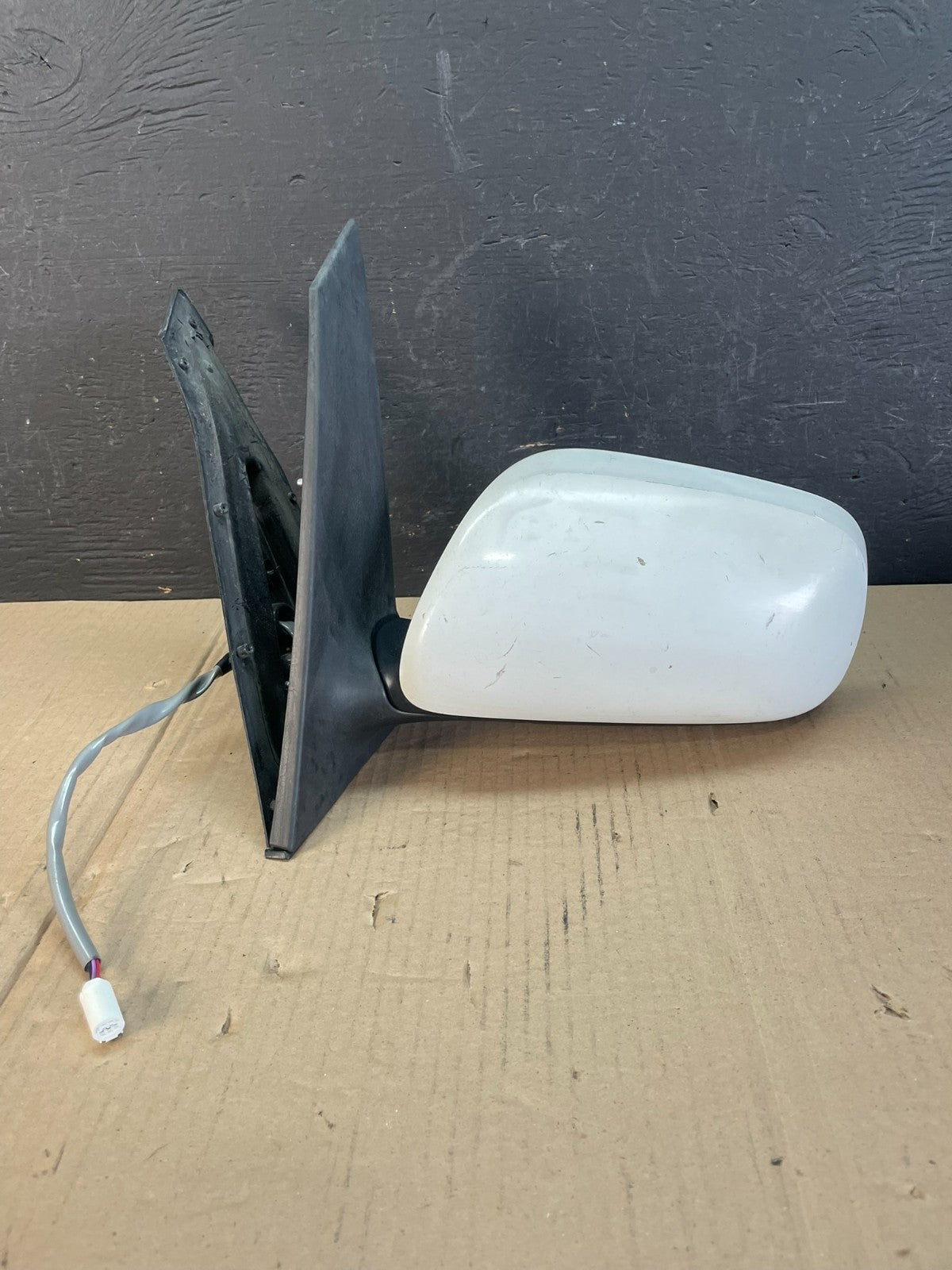 2004 to 2009 Toyota Prius Left Driver LH View Door Mirror AD8636 DG0