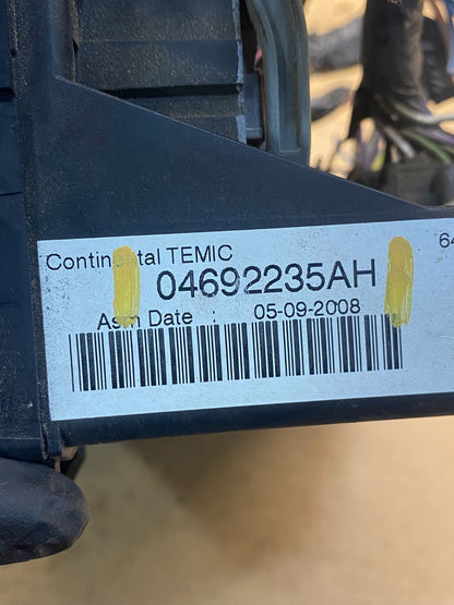 2008 2009 Liberty Nitro TIPM Power Integrated Fuse Box Module AD7421 DG6