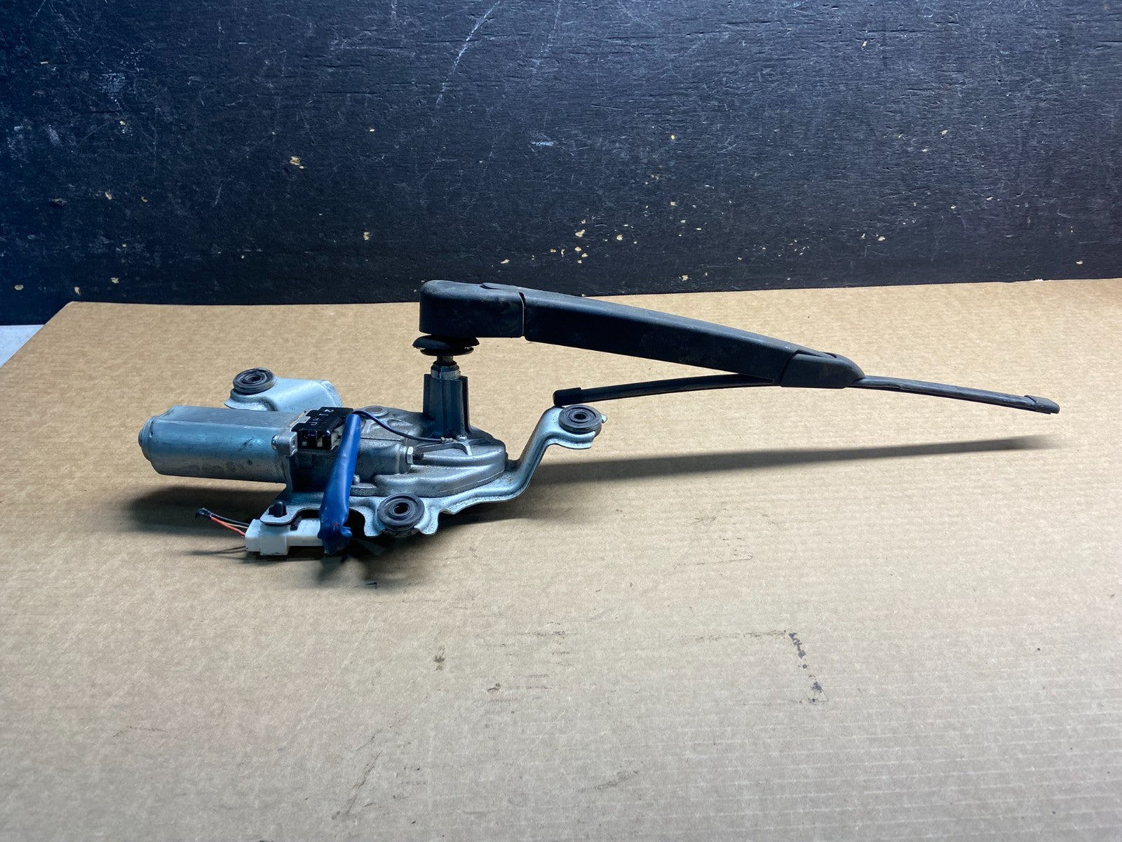 2013 - 2017 Hyundai Elantra GT Rear Glass Windshield Wiper Motor z9056 DG1