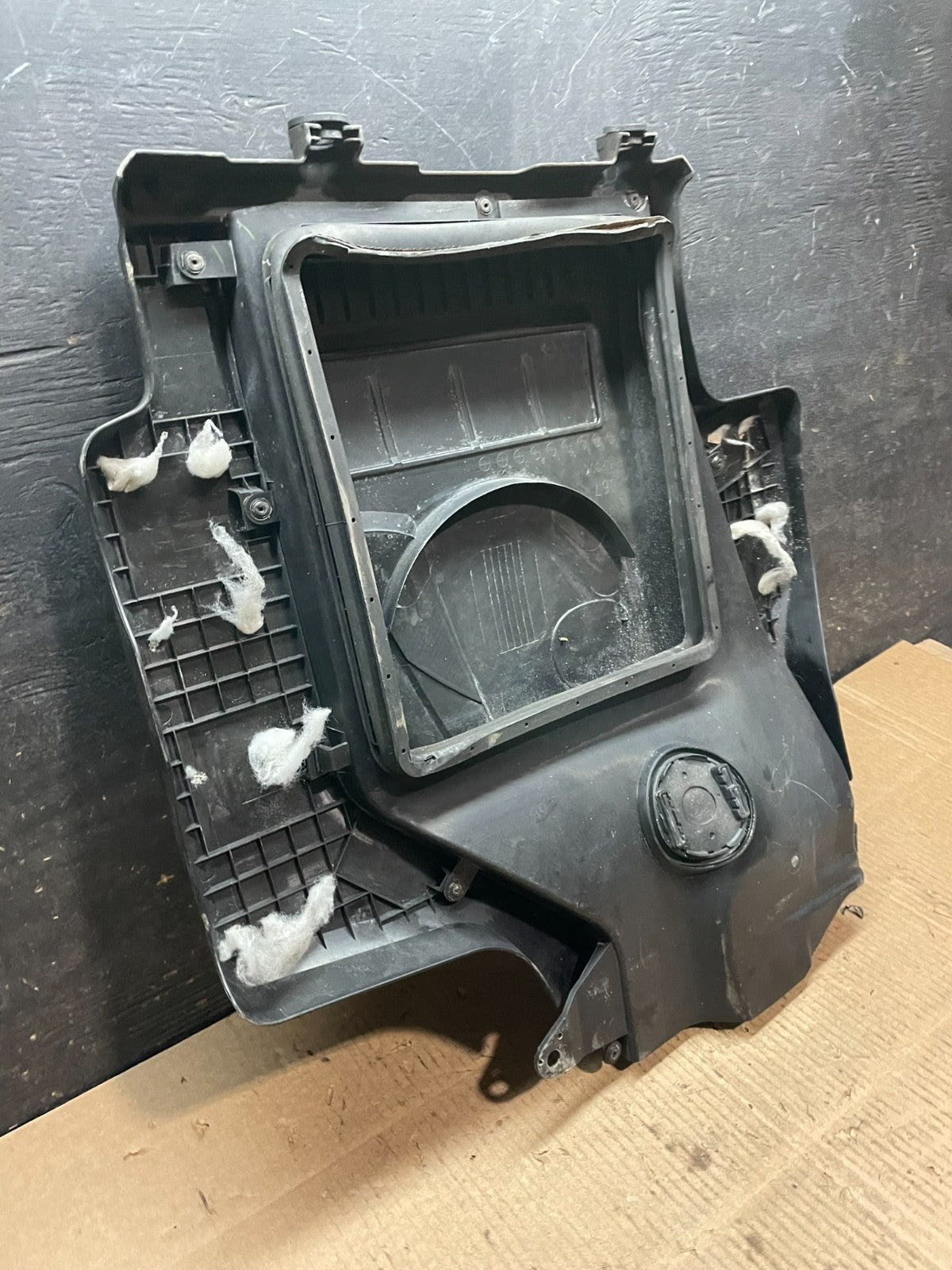 2010 2011 2012 Mazda CX7 CX-7 2.3L Engine Shield Top Cover X9708 DG4
