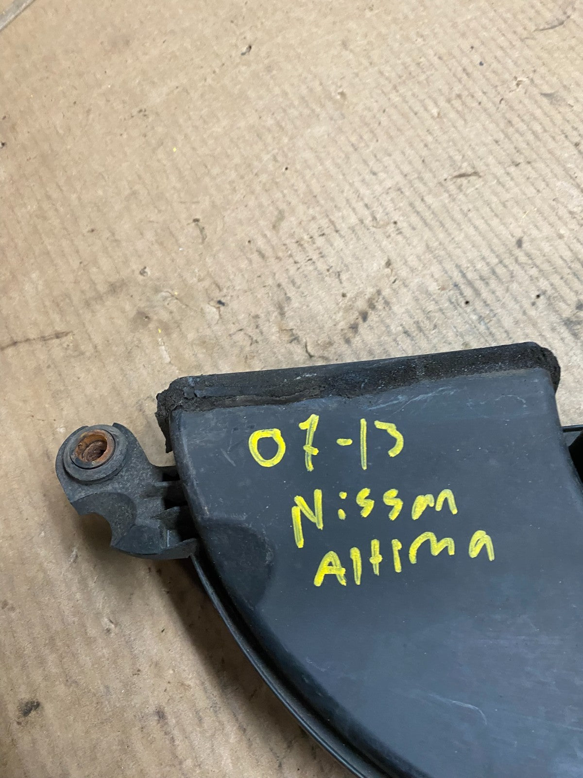 2007 to 2013 Nissan Altima 2.5L Air Duct Tube Resonator 16554-JA000 OEM V9681 DG8