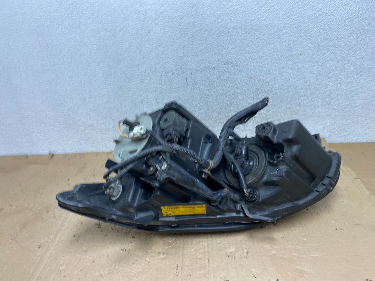 2004 - 2009 Lexus RX330 RX350 Xenon Right Passenger Side Headlight AE9310 DW5