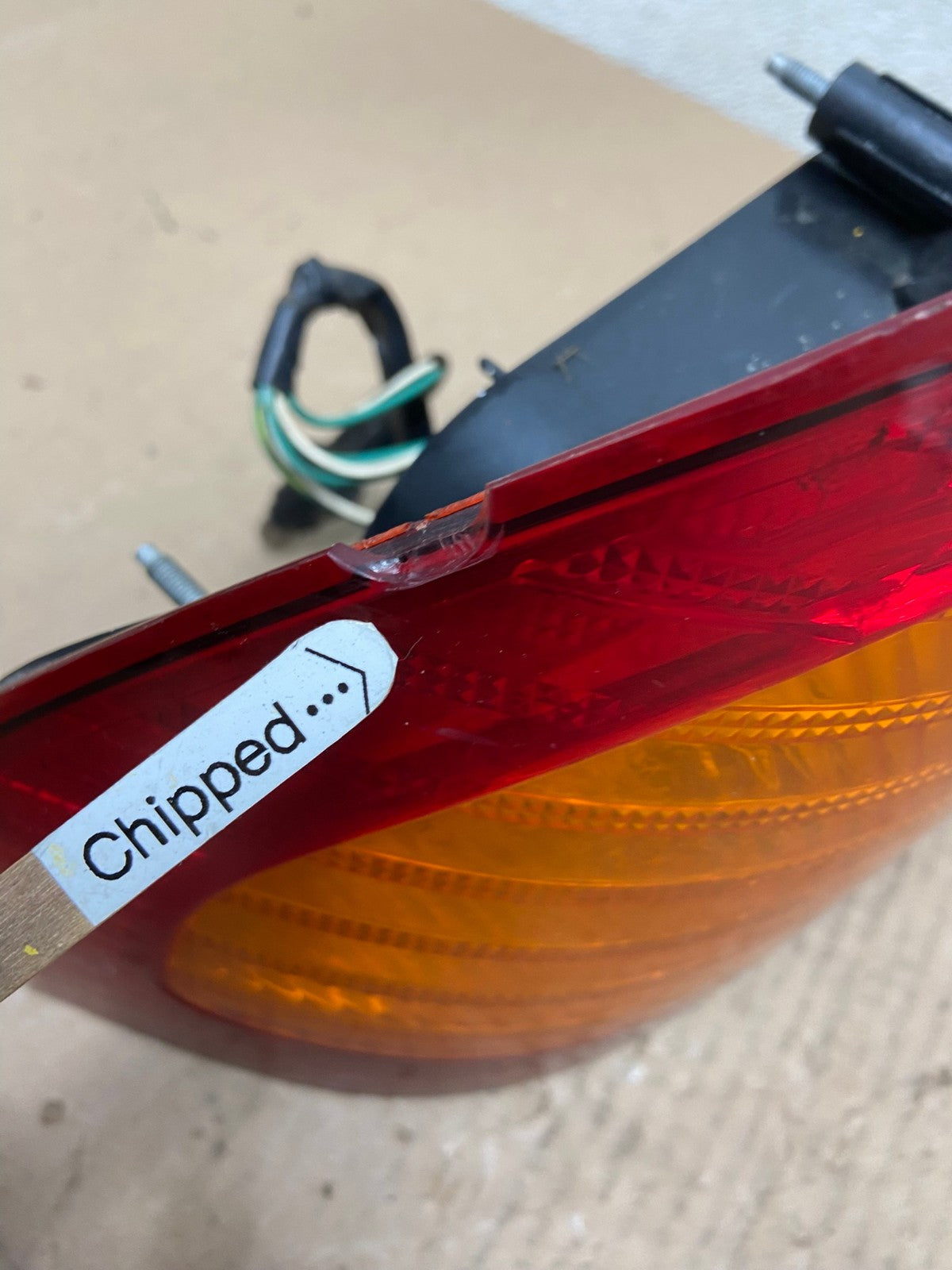 2000 2001 2002 Toyota Avalon Left Driver Side Tail Light AB6054 LK3