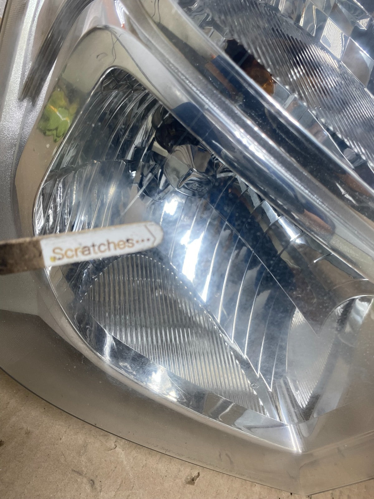 2011 to 2016 Ford F250 Super Duty Left+Right Side Headlights AI2152 DW3