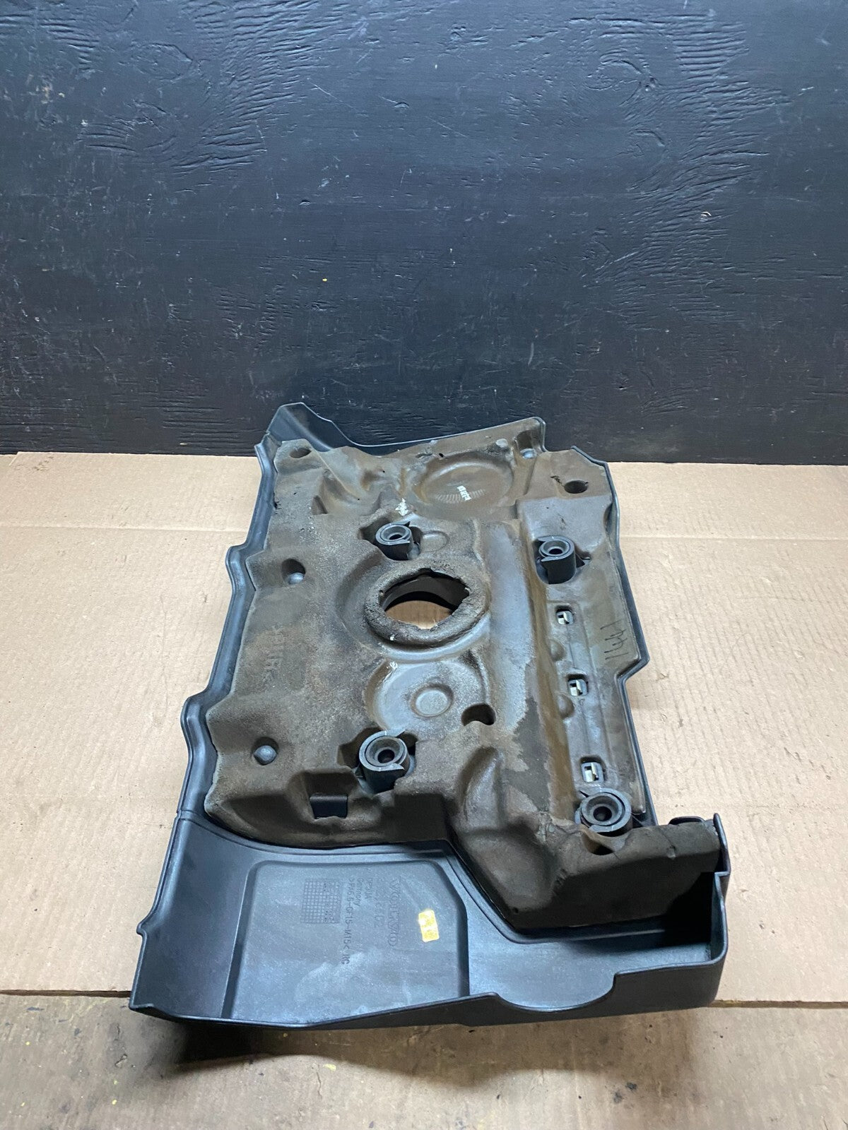2005 to 2011 Volvo S80 3.2L Upper Top Engine Motor Dust Cover Oem F3535 DG17