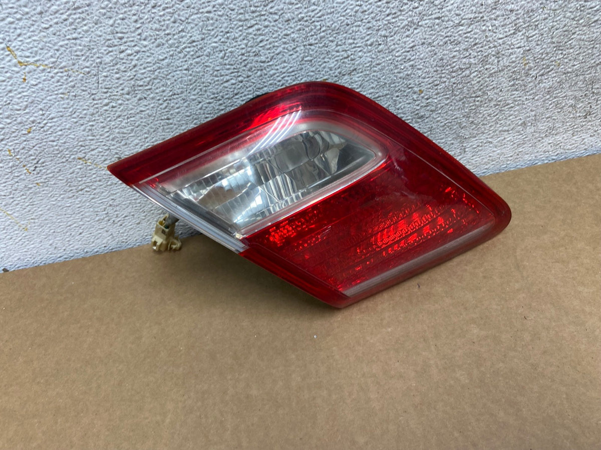 2007 2008 2009 Toyota Camry Left Driver Tail Light Trunk Lid Inner AI2560 LK0