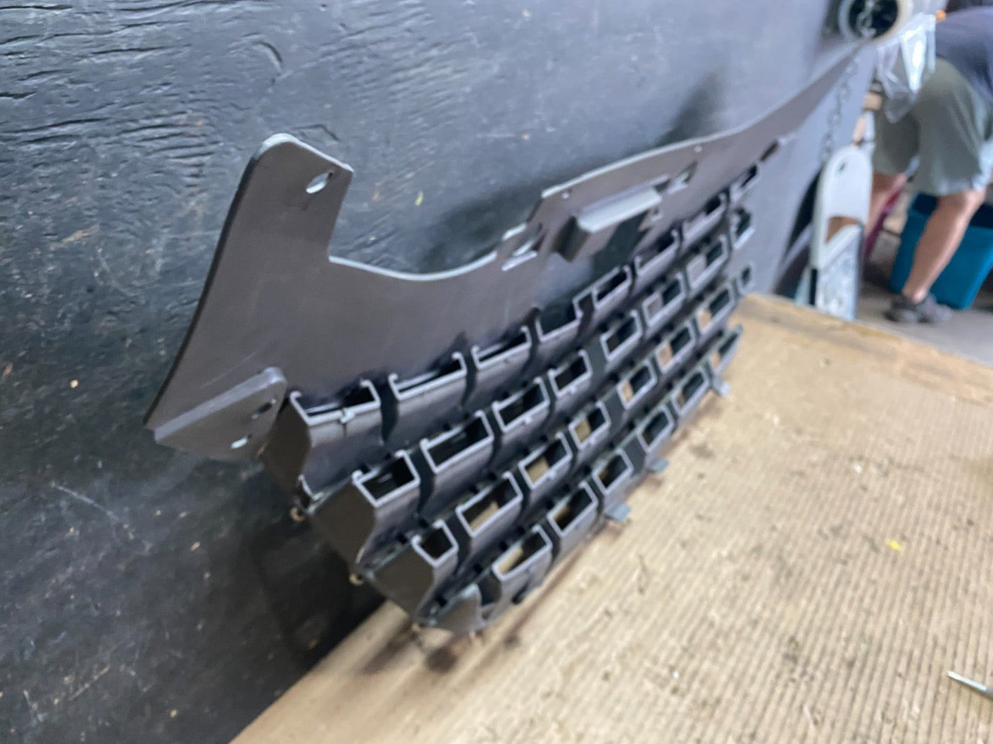 2007 to 2010 Chrysler Sebring Front Upper Grille Grill 0YW36TRMAC OEM S5748 DG8