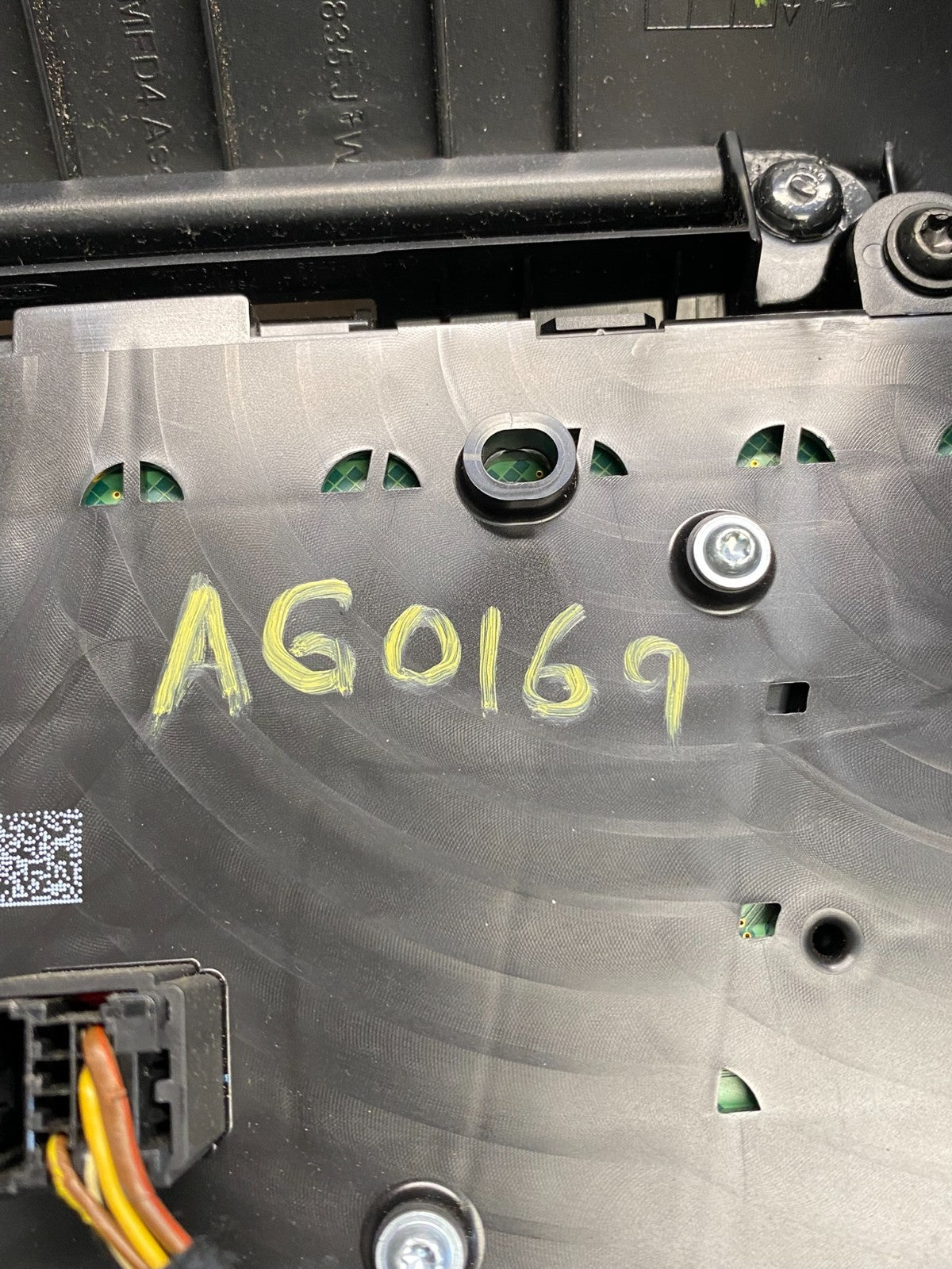2015 to 2018 Ford Focus Center Radio Stereo Control Unit Trim ag0169 DG6