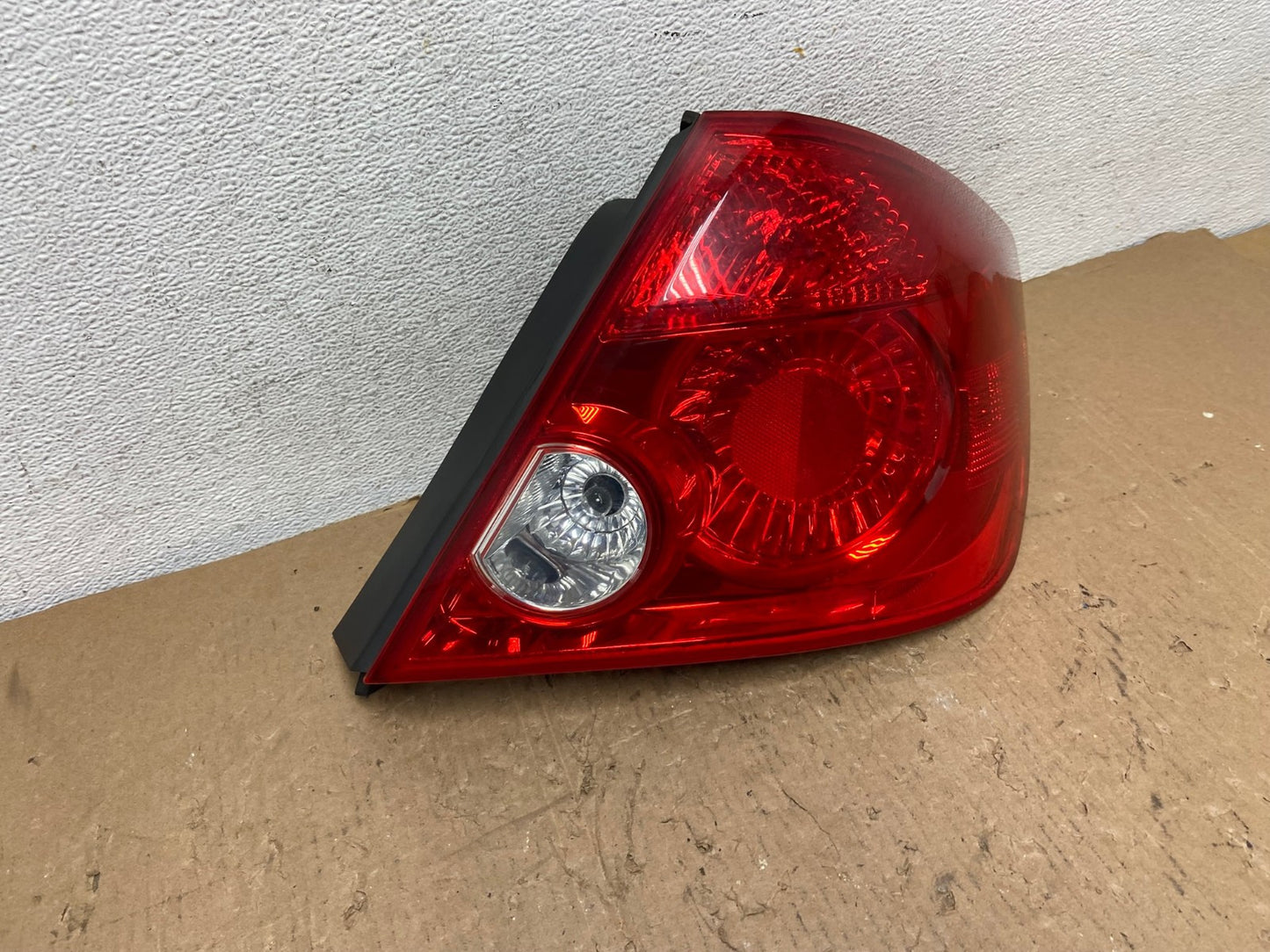 2005 2006 2007 Scion TC Tail Light Right Passenger Rh Side AD8188 LK2