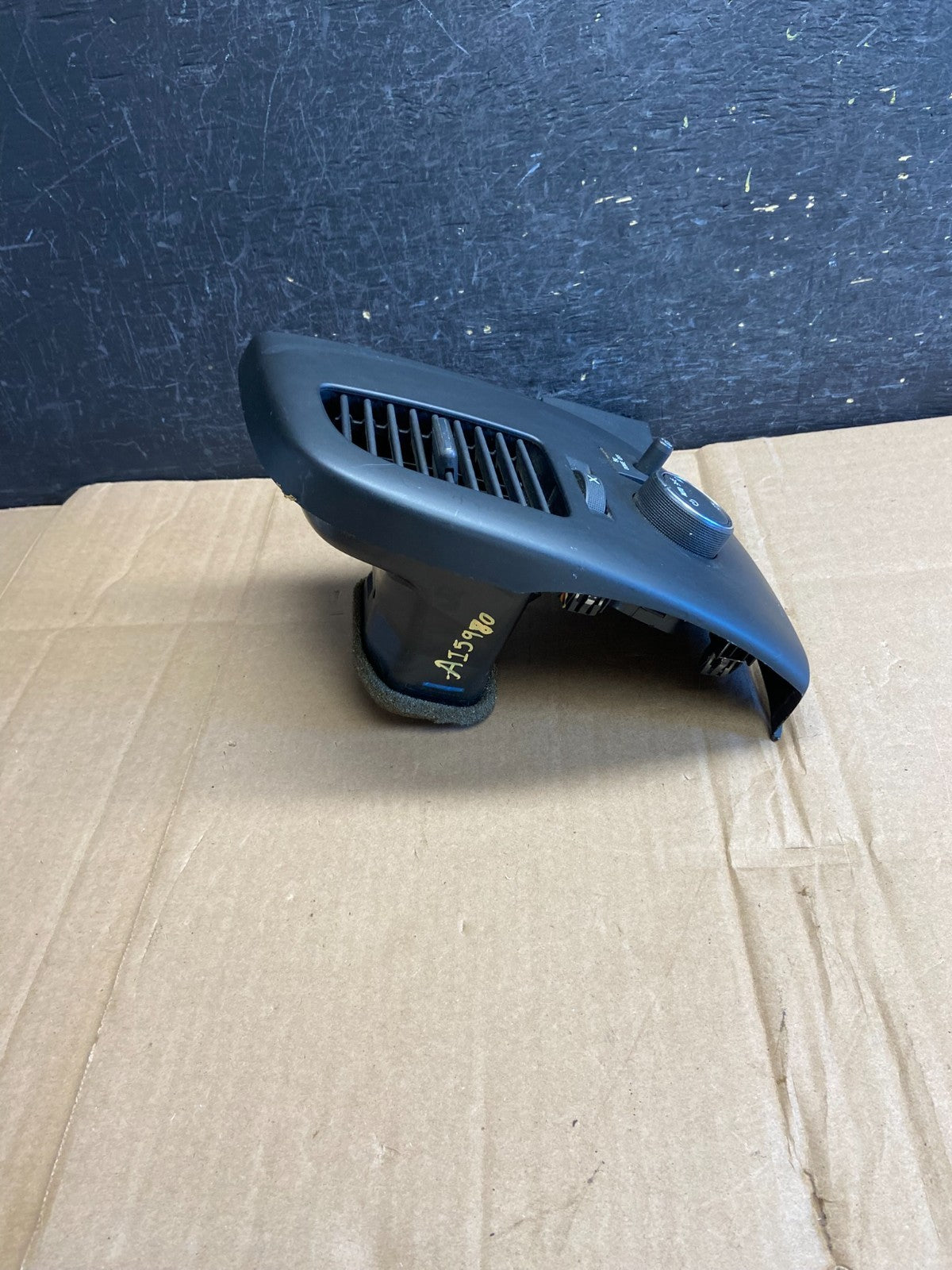 2007 to 2014 Silverado Front Left Driver Headlight Switch Air Vent AI5980 DG1