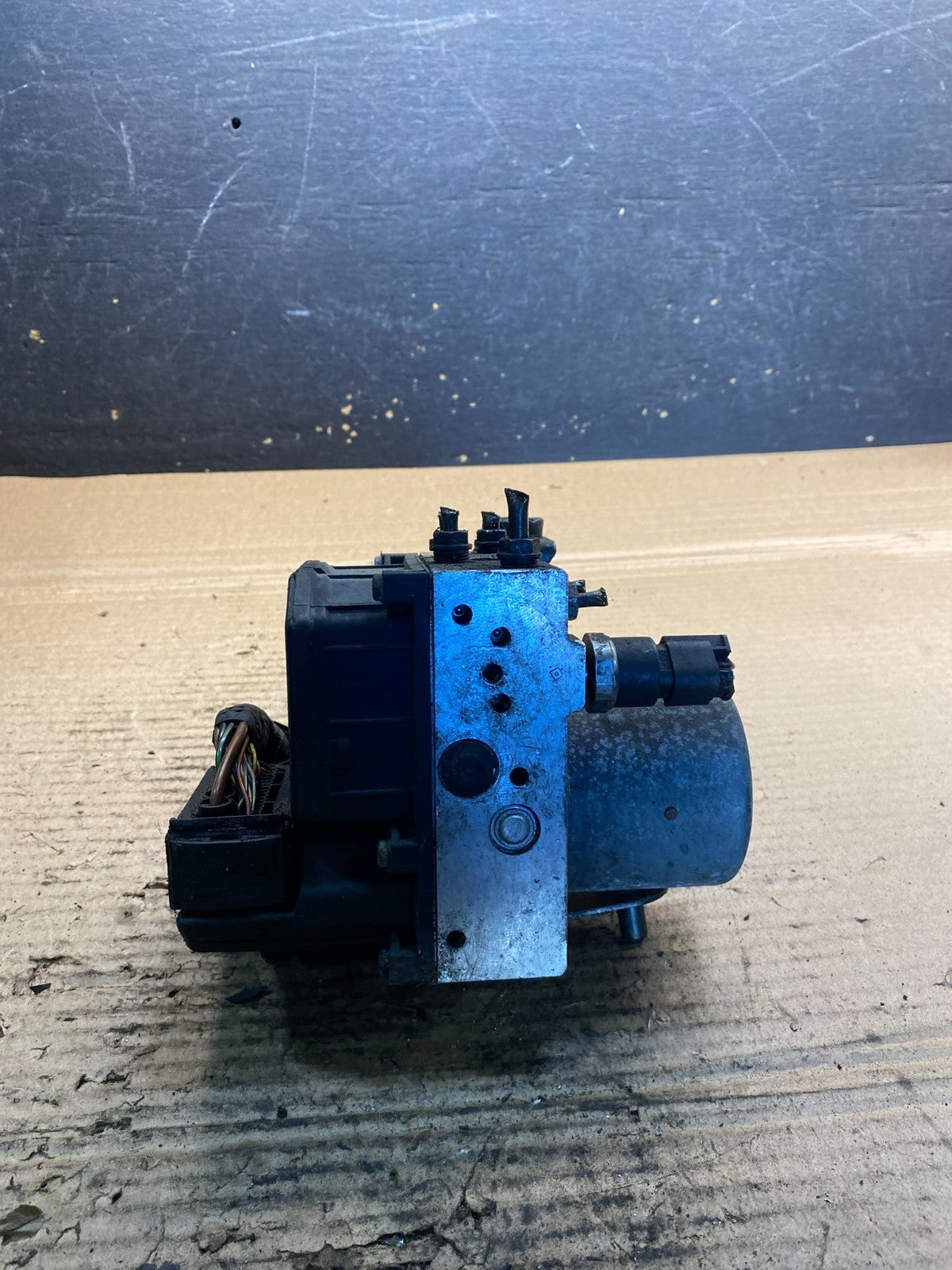 2012-2013 BMW 328i 325i F30 ABS Anti Lock Brake Pump 3451 6771231 AA3318 DG4