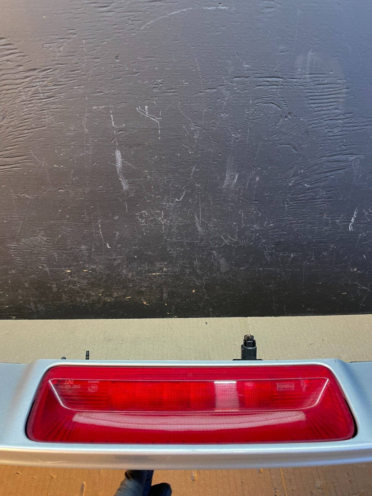 2011 to 2015 Ford Explorer Rear Upper Tailgate Liftgate Wing Spoiler AB7904 DG6