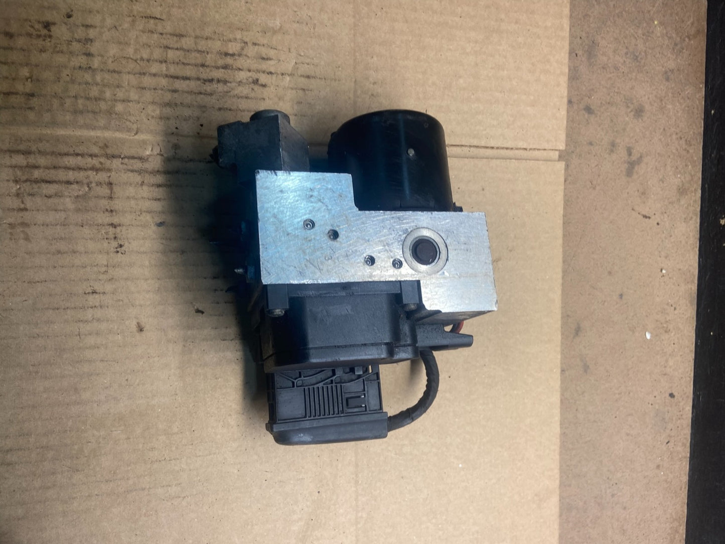 2000 - 2006 Mercedes S600 CL500 S430 ABS Anti Lock Brake Pump Module y4350  DG5