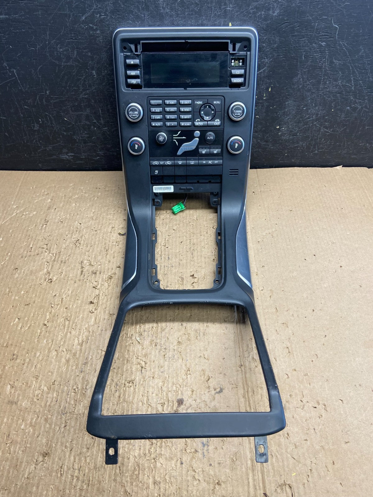 2008-2011 Volvo S80 XC70 Climate Control Radio Bezel Panel Trim AF1612 DG0