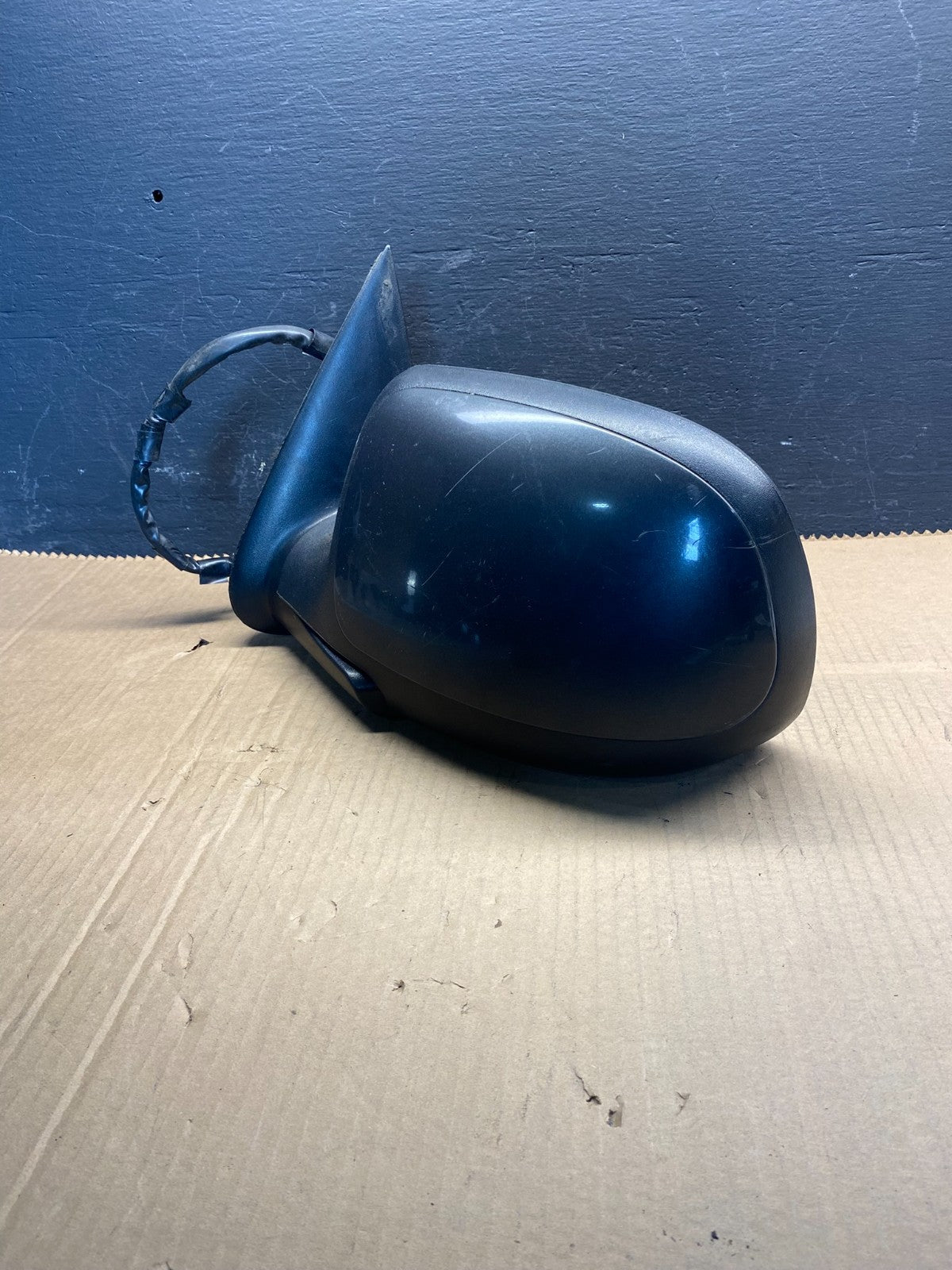 2003-2006 Chevrolet Tahoe Suburban Left Driver LH Turn Door Mirror AC7875 DG2