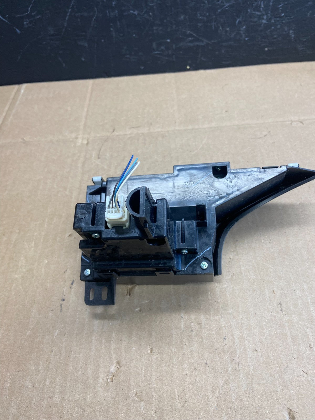 2013 - 2015 Toyota Venza A/C Heater Climate Control Unit Switch AB9250 DG3