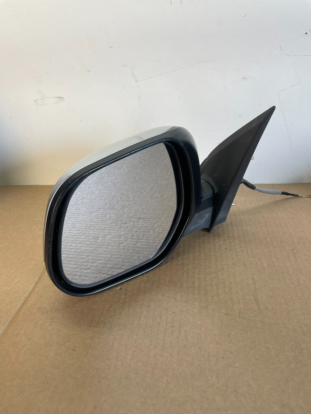 2007 - 2009 Mitsubishi Outlander Left Driver Door Power Mirror AG2682 MS2