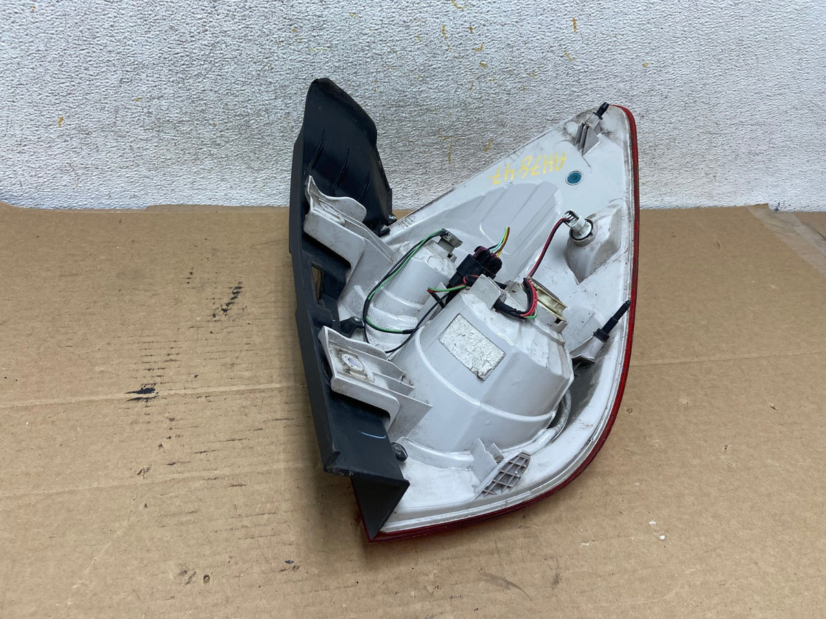 2010 to 2015 Chevrolet Equinox Left Driver Lh Side Tail Light AH7847 LK4