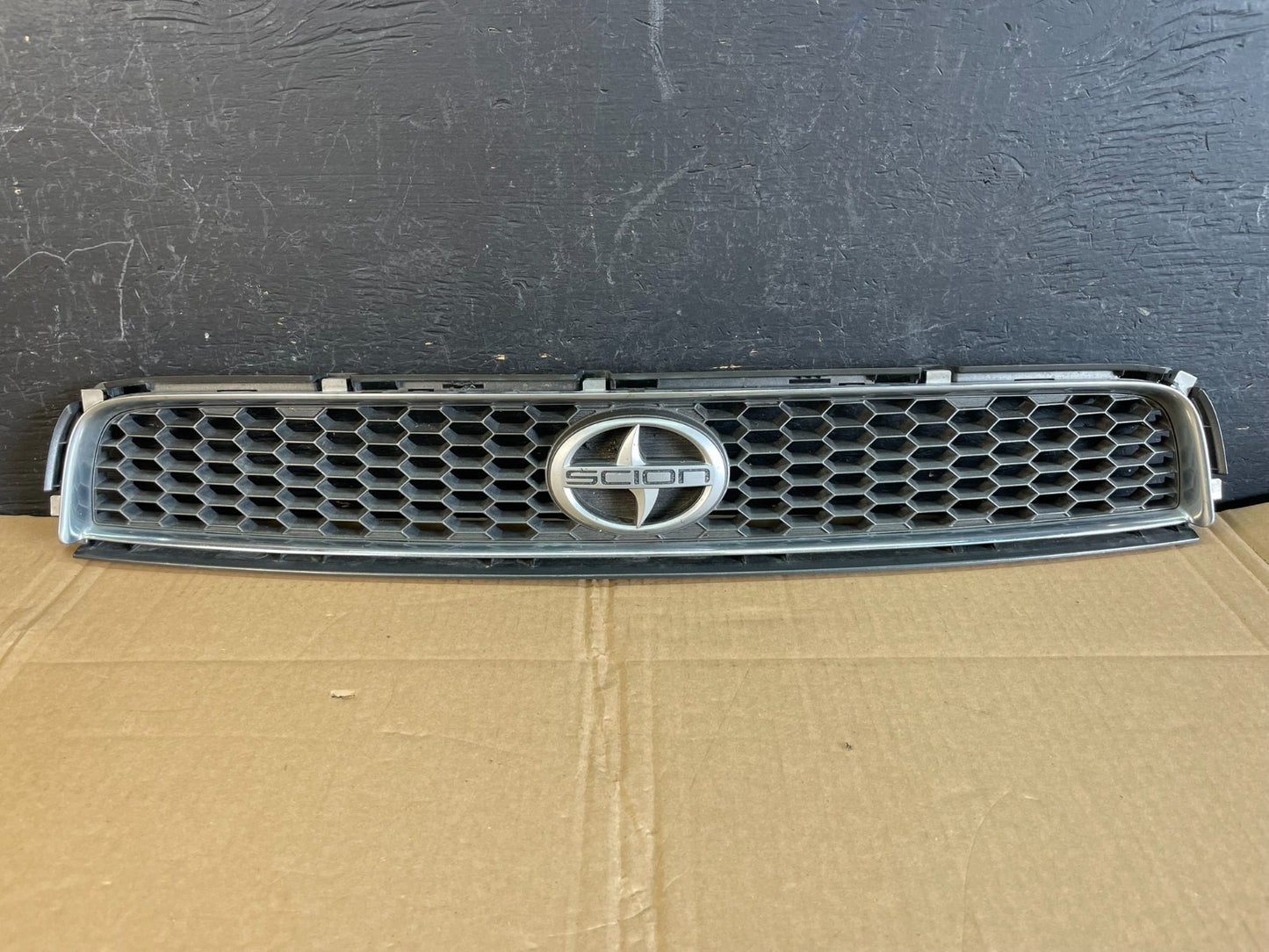 2005 to 2010 Scion TC Front Upper Grill Grille AC5291 DG0