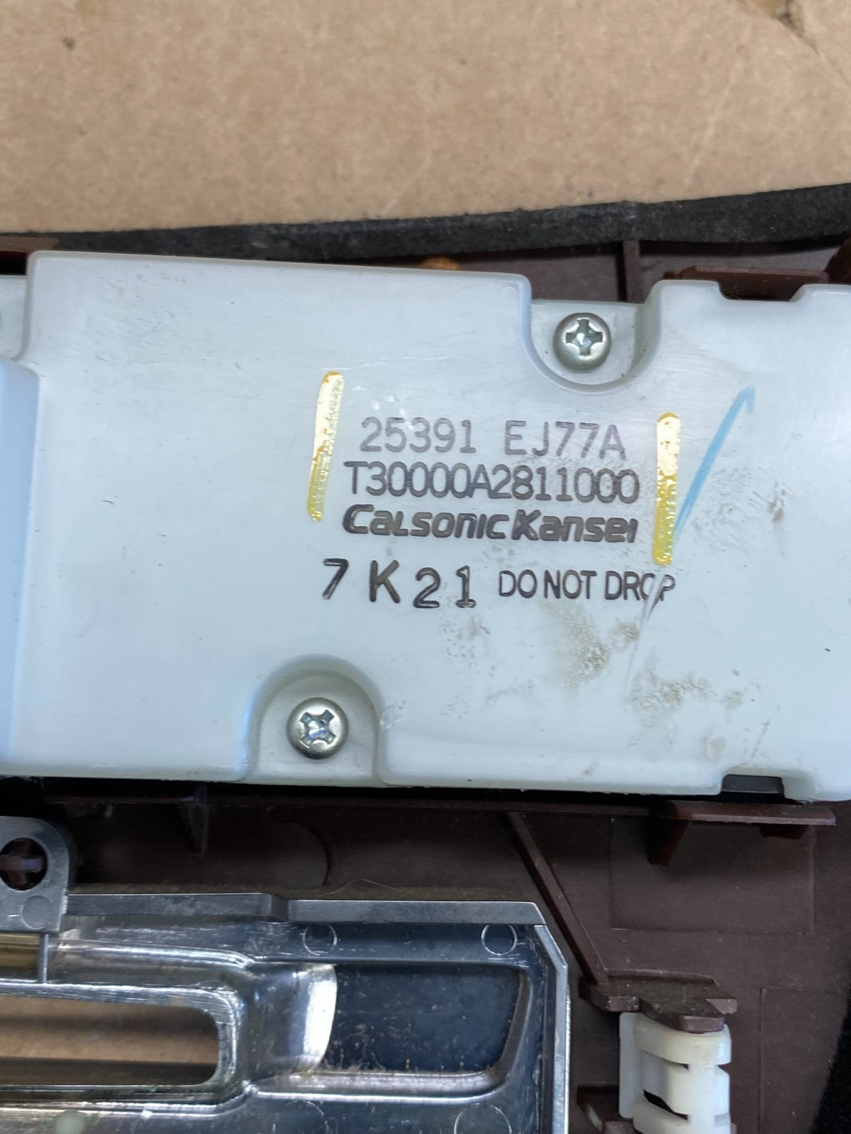 2008 2009 2010 Infiniti M35 Radio Clock Control Panel Plate AI2999 DG7