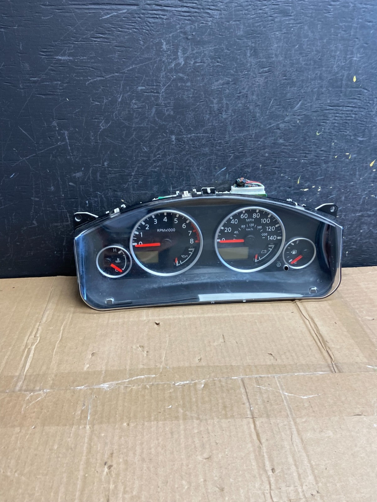 2005 Nissan Pathfinder Speedometer Cluster Gauge AF2798 DW0
