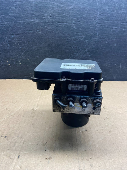 2007 Chevrolet Suburban 2500 GMC Yukon XL ABS Control Module 15905730 af9133 DG3