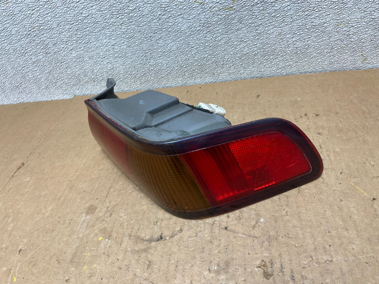 1997 - 1999 Toyota Camry Tail Light Right Passenger Rh Side OEM Z7668 PS1