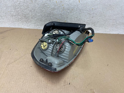 2001 2002 2003 2004 Hyundai Santa Fe Right Passenger Rh Tail Light AH6683 LK5