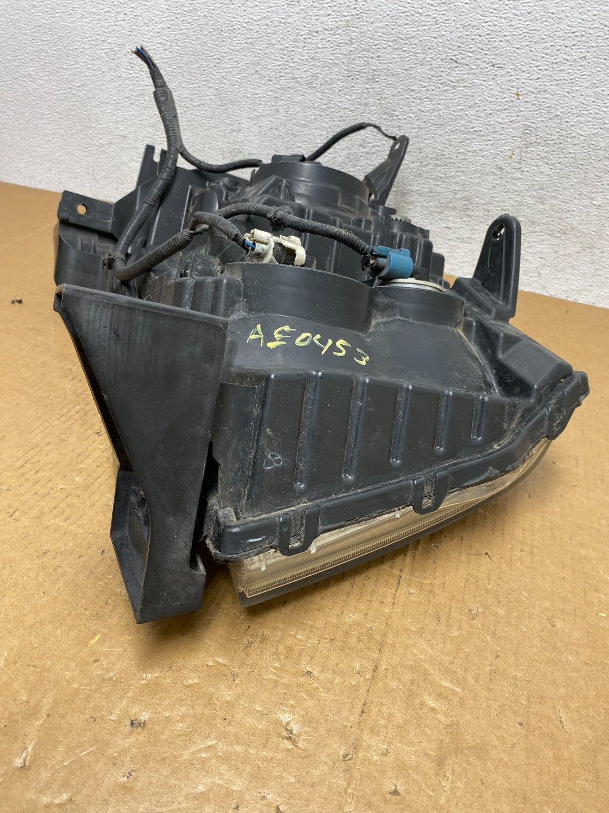 2009 2010 2011 Honda Pilot Left Driver LH Halogen Headlight AE0453 DW6