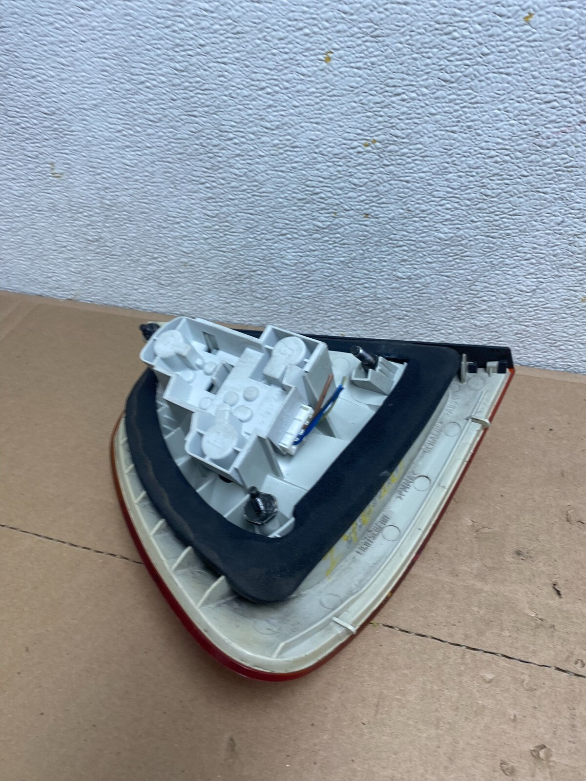 2000-2005 BMW 3 Series Wagon Touring Right Rh Side Tail Light Oem I9620 DW5