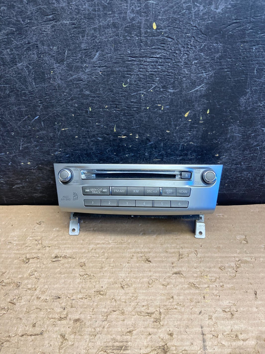 2011 2012 2013 Infiniti M37 Radio Control Face Plate Unit CD Player AH1165 DG0