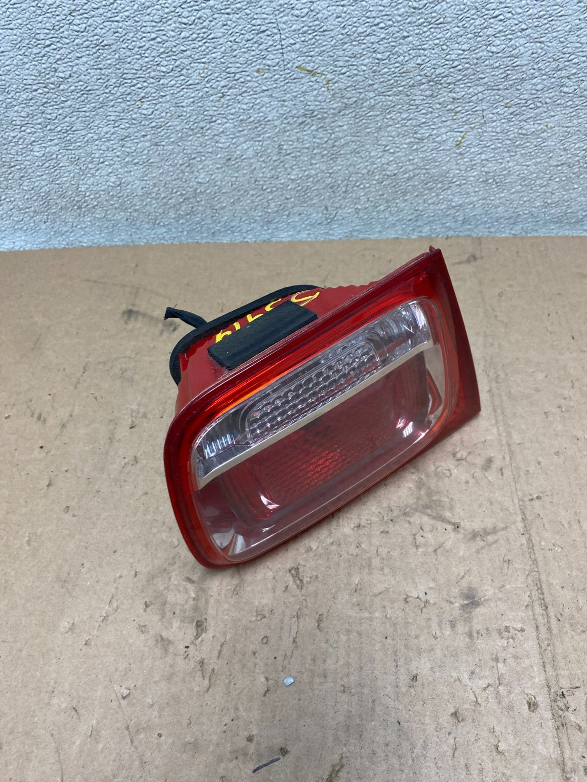 2013-2016 Chevrolet Malibu Left Driver Lh Side Inner Tail Light Oem S3919 DW2