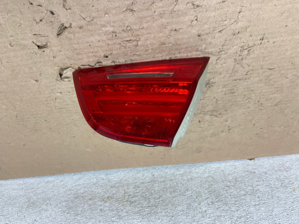 2009 2010 2011 BMW 3 328i 335i E90 Right Passenger RH Tail Light Inner AI1131 LK0