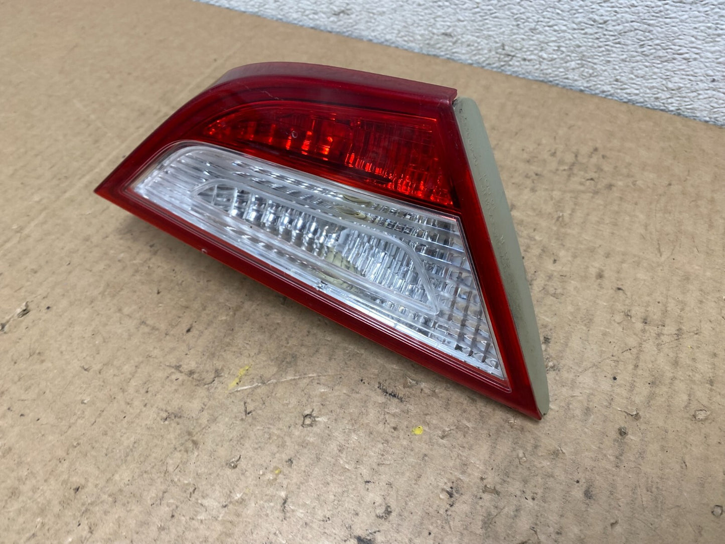 2011 2012 2013 2014 Hyundai Sonata Left Driver Inner Tail Light Oem L8361 DW1