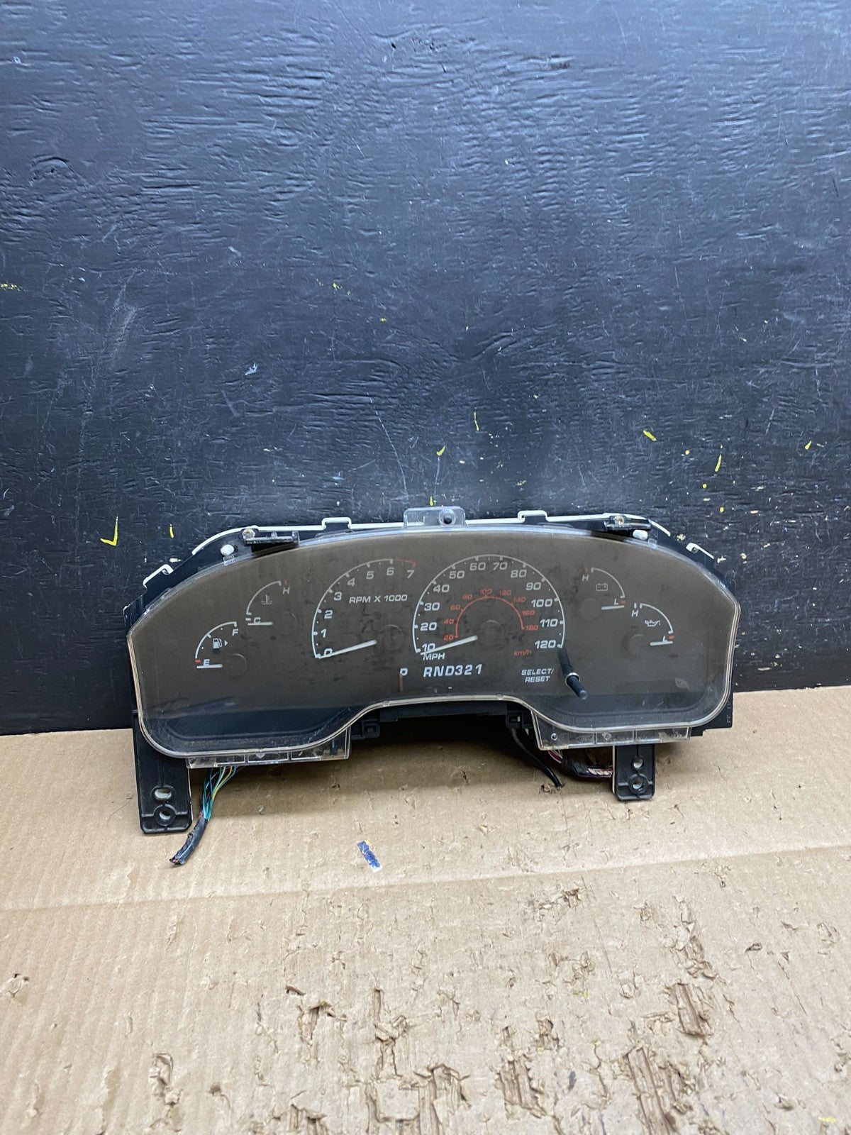 2001 2002 2003 Ford Explorer Speedometer Cluster Gauge Oem V7487 DG0