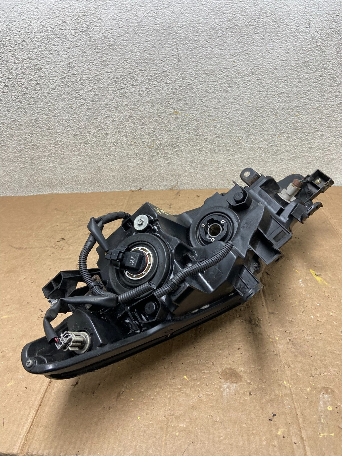 2011 to 2014 Nissan Murano Headlight Right Passenger Rh Oem Halogen AA35323