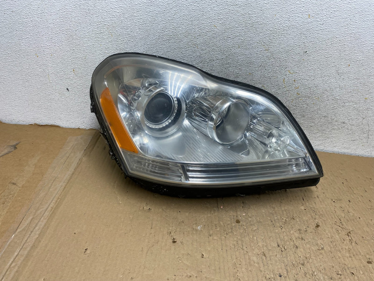 2007 to 2009 Mercedes GL-Class GL450 Right Passenger Xenon Headlight AH2932 DW0