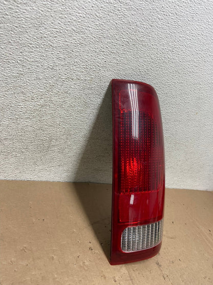 1997 to 2003 Ford F150 F-150 Right Passenger RH Side Tail Light AG5354 LK2